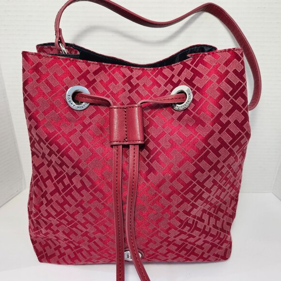 NWT Tommy Hilfiger Logo Rich Red "TH" Monogram Drawstring Bucket Handbag - Picture 1 of 14